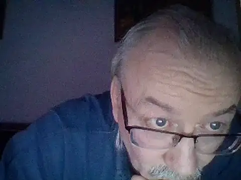 loverboyxxx69 online show from February 2025 05:15:02 PM