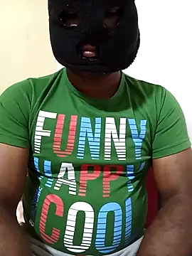 Nogeris20 online show from November 2025 07:57:01 PM