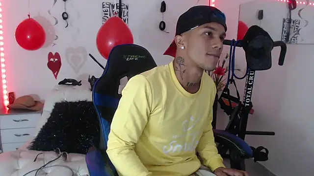 Leonard Price online show from February 2025 10:14:02 PM