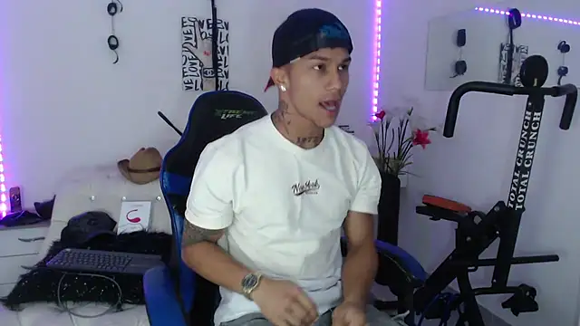 Leonard Price online show from February 2025 03:30:01 PM