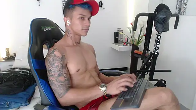 Leonard Price online show from February 2025 08:03:01 AM