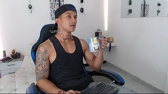 Leonard Price online show from March 2025 02:15:02 AM