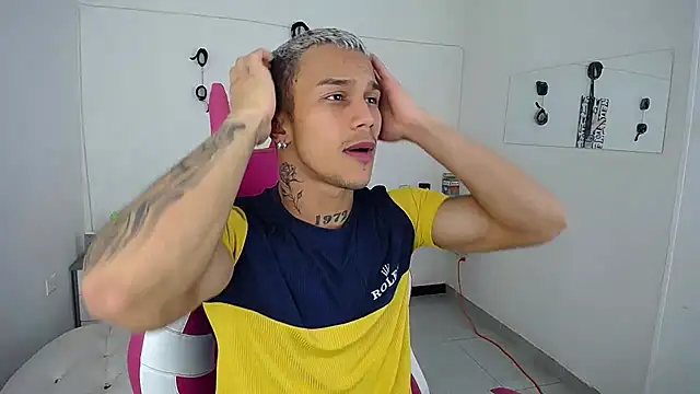 Leonard Price online show from September 2025 02:44:01 AM