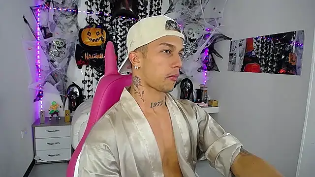 Leonard Price online show from October 2025 01:16:02 AM