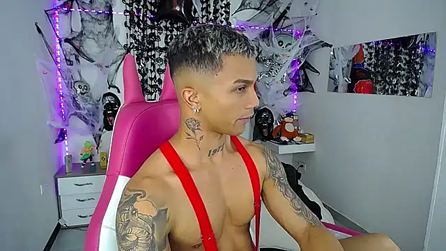 Leonard Price online show from October 2025 02:11:01 AM