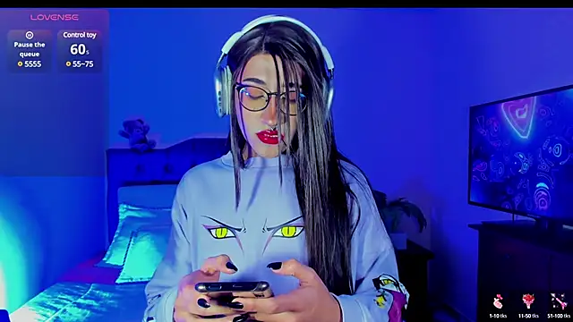 Snapshot of Lararose01 chatting on December 2024 06:14:01 AM Lararose01 online show from December 2024 06:14:01 AM