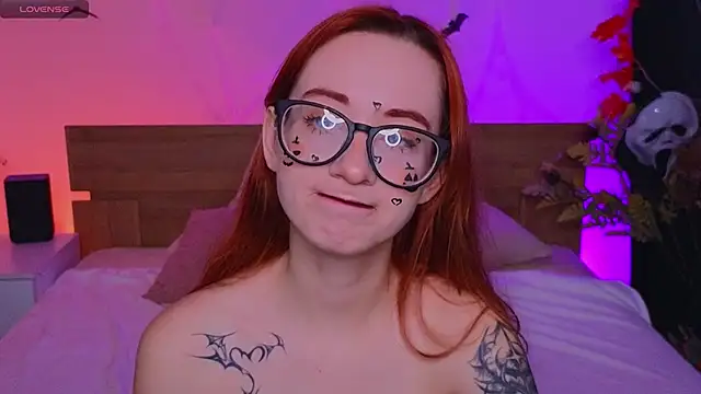 Dark Lola  online show from October 2025 11:27:01 PM