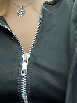 mur girl online show from March 2025 03:38:02 PM