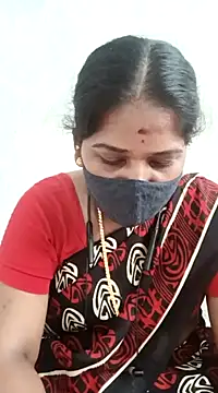 Snapshot of MaaliiiPonuTamil chatting on March 2025 03:11:01 AM MaaliiiPonuTamil online show from March 2025 03:11:01 AM