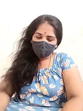 Snapshot of MaaliiiPonuTamil chatting on March 2025 08:21:02 AM MaaliiiPonuTamil online show from March 2025 08:21:02 AM