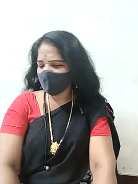 Snapshot of MaaliiiPonuTamil chatting on March 2025 05:22:02 PM MaaliiiPonuTamil online show from March 2025 05:22:02 PM