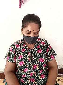 Snapshot of MaaliiiPonuTamil chatting on March 2025 03:54:02 AM MaaliiiPonuTamil online show from March 2025 03:54:02 AM