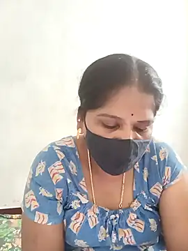 Snapshot of MaaliiiPonuTamil chatting on March 2025 06:29:01 AM MaaliiiPonuTamil online show from March 2025 06:29:01 AM