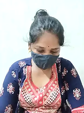 Snapshot of MaaliiiPonuTamil chatting on March 2025 09:34:01 PM MaaliiiPonuTamil online show from March 2025 09:34:01 PM