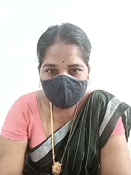 Snapshot of MaaliiiPonuTamil chatting on March 2025 03:01:02 AM MaaliiiPonuTamil online show from March 2025 03:01:02 AM