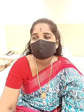 Snapshot of MaaliiiPonuTamil chatting on March 2025 07:31:02 PM MaaliiiPonuTamil online show from March 2025 07:31:02 PM