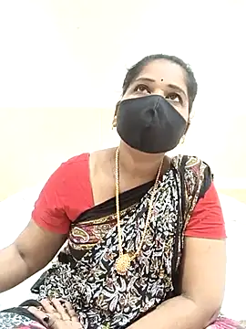 Snapshot of MaaliiiPonuTamil chatting on March 2025 01:31:01 AM MaaliiiPonuTamil online show from March 2025 01:31:01 AM