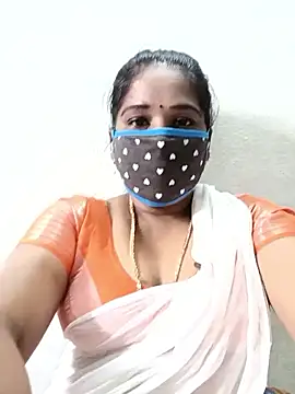 Snapshot of MaaliiiPonuTamil chatting on September 2025 11:34:02 AM MaaliiiPonuTamil online show from September 2025 11:34:02 AM