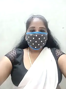 Snapshot of MaaliiiPonuTamil chatting on October 2025 01:19:01 PM MaaliiiPonuTamil online show from October 2025 01:19:01 PM