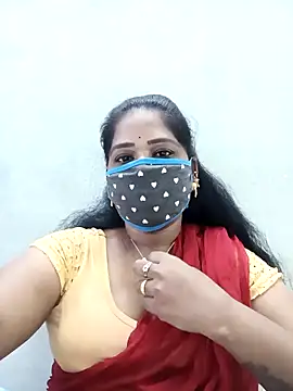 Snapshot of MaaliiiPonuTamil chatting on November 2025 01:04:02 AM MaaliiiPonuTamil online show from November 2025 01:04:02 AM