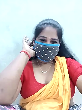 Snapshot of MaaliiiPonuTamil chatting on November 2025 01:10:01 PM MaaliiiPonuTamil online show from November 2025 01:10:01 PM