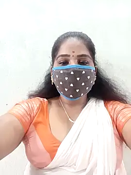 Snapshot of MaaliiiPonuTamil chatting on November 2025 01:48:02 AM MaaliiiPonuTamil online show from November 2025 01:48:02 AM