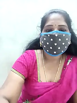 Snapshot of MaaliiiPonuTamil chatting on November 2025 01:33:02 PM MaaliiiPonuTamil online show from November 2025 01:33:02 PM