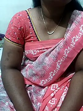 Snapshot of MaaliiiPonuTamil chatting on November 2025 04:20:01 PM MaaliiiPonuTamil online show from November 2025 04:20:01 PM