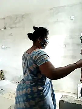 Snapshot of MaaliiiPonuTamil chatting on November 2025 04:37:01 AM MaaliiiPonuTamil online show from November 2025 04:37:01 AM