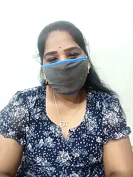 Snapshot of MaaliiiPonuTamil chatting on December 2025 05:52:01 PM MaaliiiPonuTamil online show from December 2025 05:52:01 PM