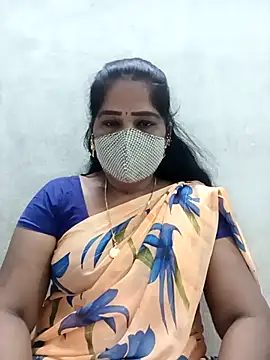 Snapshot of MaaliiiPonuTamil chatting on February 2026 02:04:02 AM MaaliiiPonuTamil online show from February 2026 02:04:02 AM