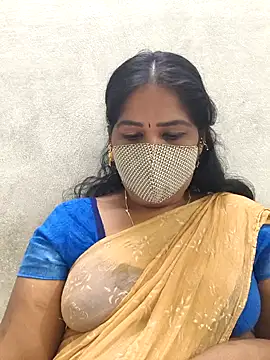 Snapshot of MaaliiiPonuTamil chatting on February 2026 02:10:01 PM MaaliiiPonuTamil online show from February 2026 02:10:01 PM