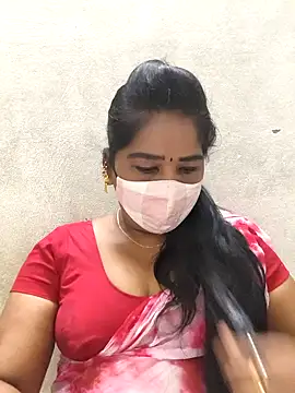 Snapshot of MaaliiiPonuTamil chatting on February 2026 07:14:02 PM MaaliiiPonuTamil online show from February 2026 07:14:02 PM