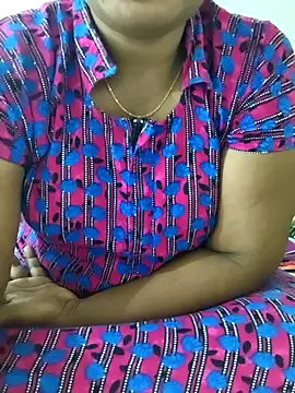 Snapshot of MaaliiiPonuTamil chatting on February 2026 07:42:02 AM MaaliiiPonuTamil online show from February 2026 07:42:02 AM