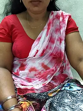 Snapshot of MaaliiiPonuTamil chatting on February 2026 10:33:01 PM MaaliiiPonuTamil online show from February 2026 10:33:01 PM