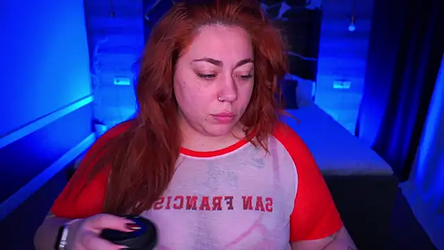 Kittywakee online show from September 2025 08:25:01 PM