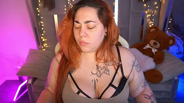 Kittywakee online show from March 2026 10:48:01 PM