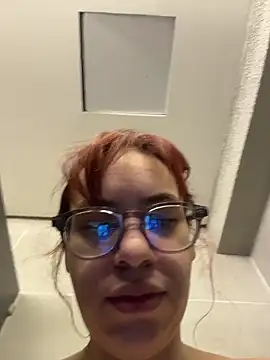 AgnesCampp online show from June 2026 04:52:02 PM