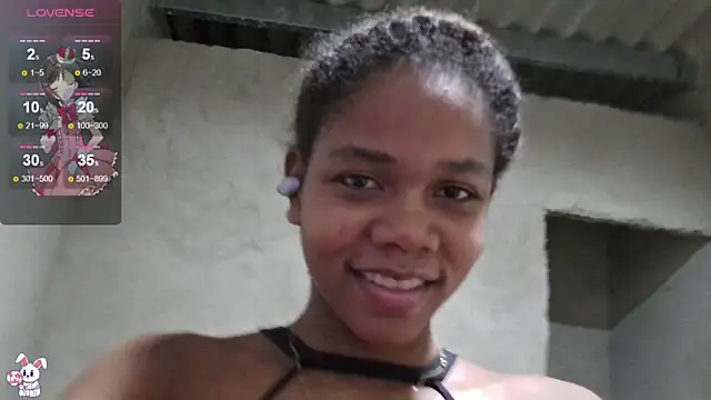 Luciia cute online show from April 2026 12:24:01 AM