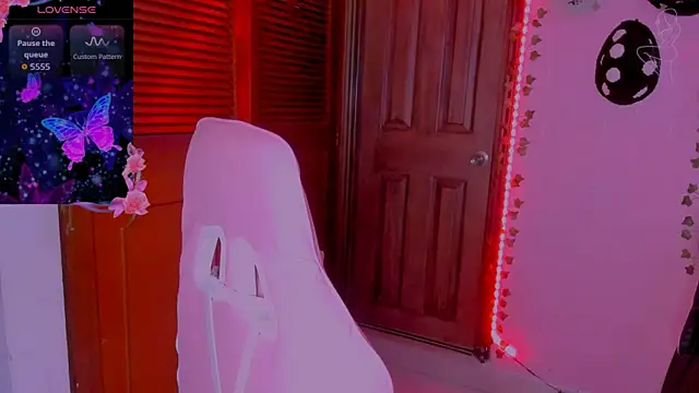 gabyye capprins online show from September 2025 08:30:01 PM