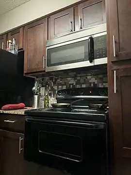 Snapshot of Jayhoney25 chatting on December 2024 10:12:01 PM Jayhoney25 online show from December 2024 10:12:01 PM