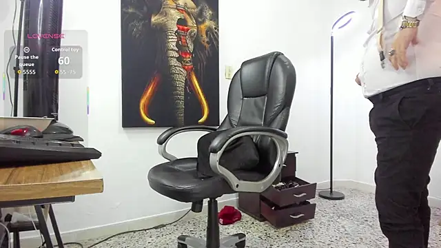 Ethan Castellano online show from October 2025 08:28:02 PM