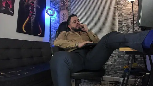 Ethan Castellano online show from April 2026 09:32:01 PM