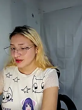 sadnessgyall online show from March 2025 07:31:02 AM