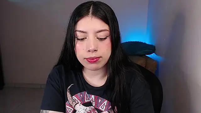 Snapshot of iam_emy chatting on May 2026 04:30:02 AM iam emy online show from May 2026 04:30:02 AM