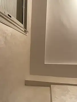 Snapshot of Rouza_Ar chatting on February 2025 06:54:02 PM Rouza Ar online show from February 2025 06:54:02 PM