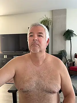 Snapshot of aarosteev2 chatting on May 2026 10:03:01 PM aarosteev2 online show from May 2026 10:03:01 PM