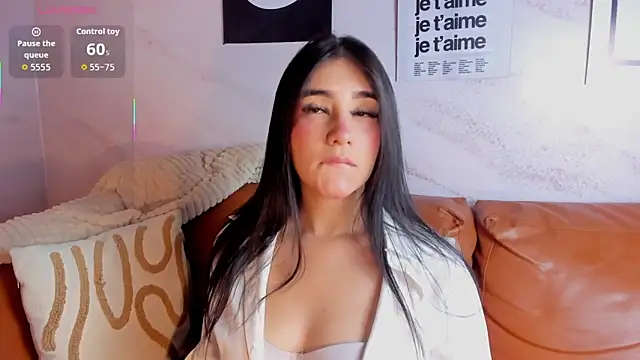 Belliinda 21 online show from April 2026 09:39:33 PM