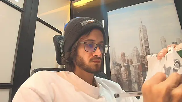 Loggan donnelly online show from March 2025 11:16:01 PM