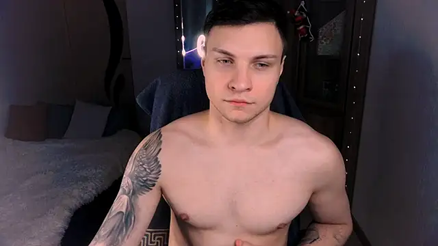 Snapshot of handsome_guy01 chatting on December 2024 09:22:01 PM handsome guy01 online show from December 2024 09:22:01 PM
